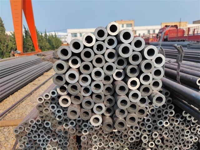 康定16Mn小口径无缝钢管